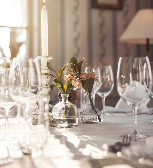 Dukat vackert i restaurang på herrgård